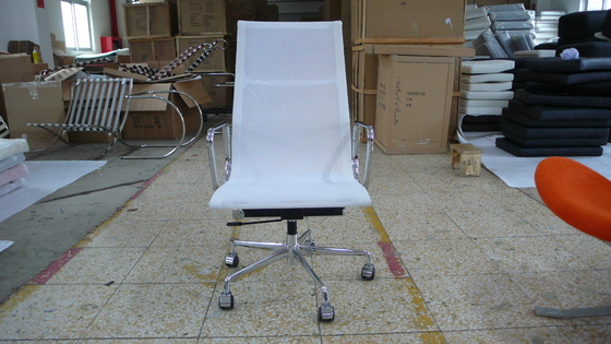 Китай Возлежа функция шарнирного соединения неподдельной кожи задней части стула офиса сетки современная классическая высоко поставщик