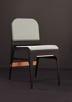 Китай Удобное кресло для отдыха стеклоткани Бардот конструированное Габриэлем Скоттом поставщик